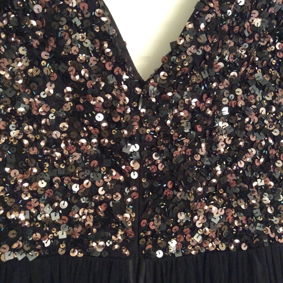 Aidan Mattox formal gown - Picture 4 of 8